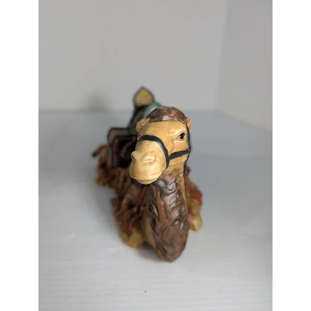 Christmas Vintage Grandeur Noel‎ Replacement Camel Sitting Porcelain 1999 N0094